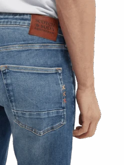 Scotch & Soda Ralston Regular Slim-Fit Jeans — Endless Miles 14 Scotch & Soda Ralston Regular Slim-Fit Jeans — Endless Miles -Scotch & Soda 164371 Endless 20Miles NHD DTL1