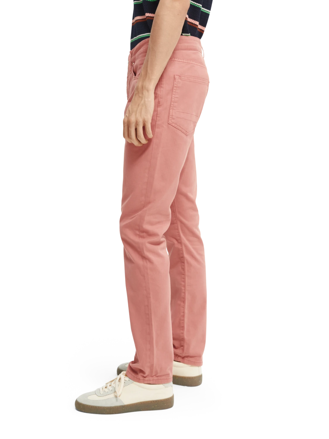 Scotch & Soda Ralston Garment-Dyed Regular Slim-Fit 11 Scotch & Soda Ralston Garment-Dyed Regular Slim-Fit - Image 9