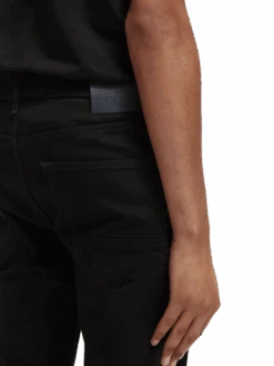 Scotch & Soda Skim Skinny Jeans | Stay Black -Scotch & Soda 165605 Stay 20Black NHD DTL1