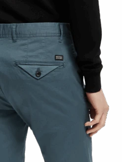 Scotch & Soda Stuart Slim Fit Chino -Scotch & Soda 165614 Steel NHD DTL1
