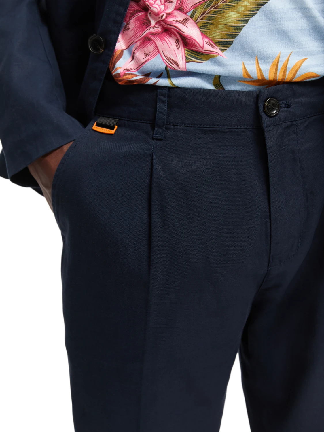 Scotch & Soda Blake Pleated Slim-Fit Chino 10 Scotch & Soda Blake Pleated Slim-Fit Chino - Image 8