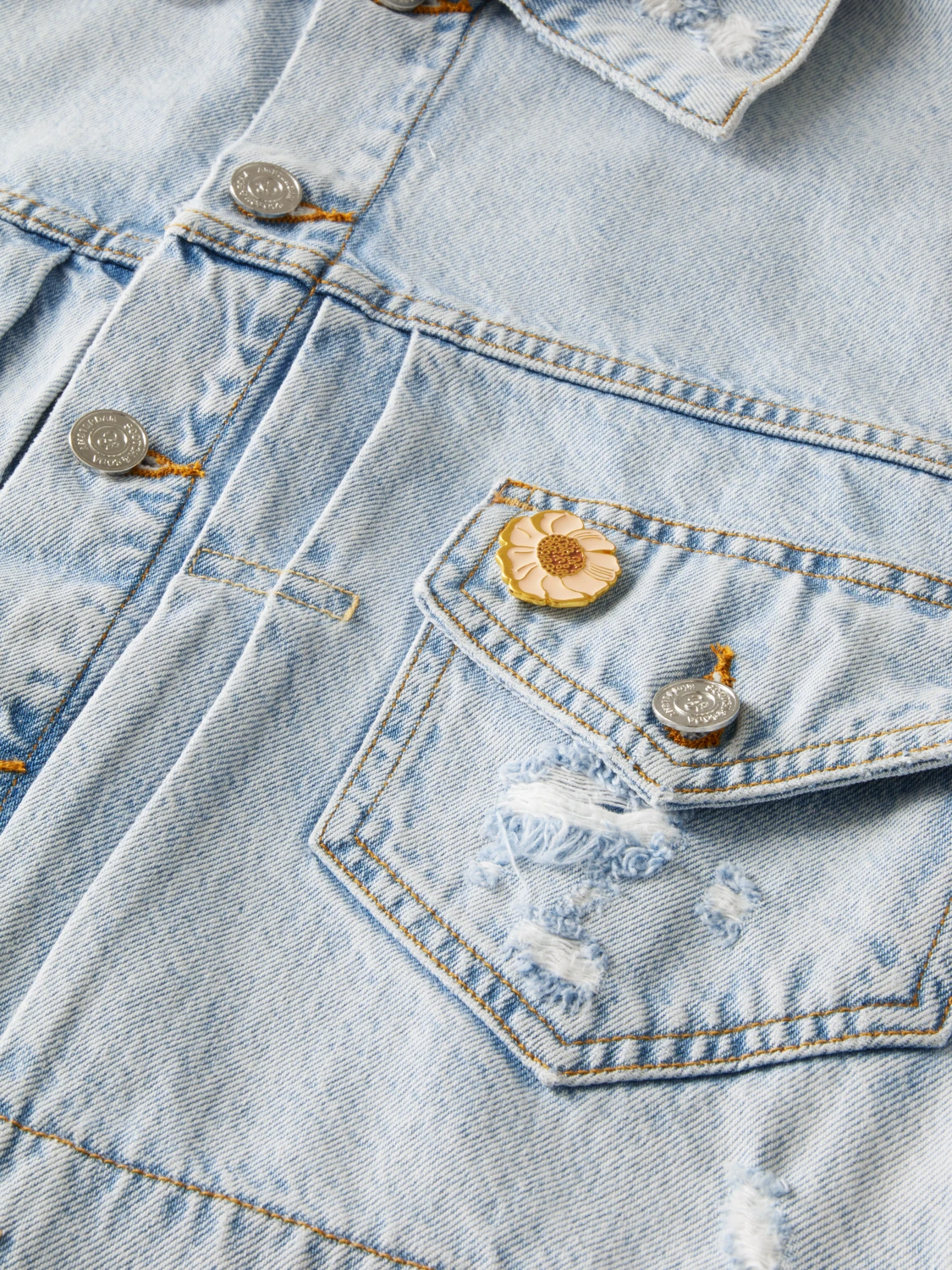 Scotch & Soda Customised Organic Denim Jacket — Beach Treat 9 Scotch & Soda Customised Organic Denim Jacket — Beach Treat - Image 7