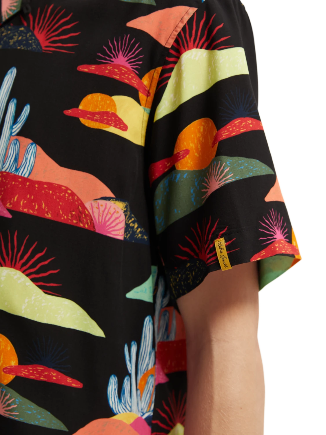 Scotch & Soda Abel Macias Printed Short Sleeve Shirt 6 Scotch & Soda Abel Macias Printed Short Sleeve Shirt - Image 4