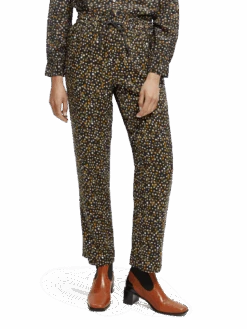 Scotch & Soda Nina Mid-Rise Tapered Jogger 25 Scotch & Soda Nina Mid-Rise Tapered Jogger -Scotch & Soda 169388 Space 20Floral 20Cinnamon 20Spice MDL CRP