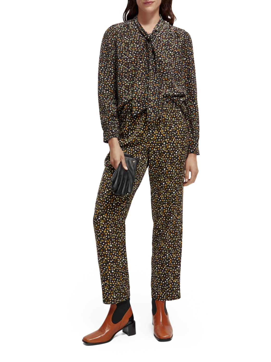 Scotch & Soda Nina Mid-Rise Tapered Jogger 4 Scotch & Soda Nina Mid-Rise Tapered Jogger - Image 2