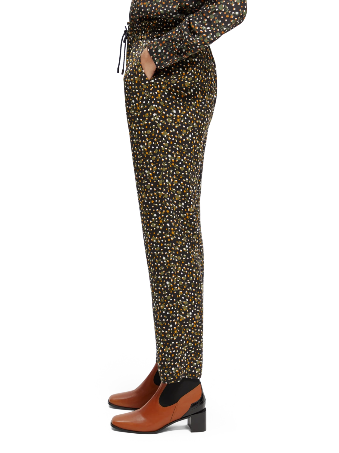 Scotch & Soda Nina Mid-Rise Tapered Jogger 16 Scotch & Soda Nina Mid-Rise Tapered Jogger - Image 14