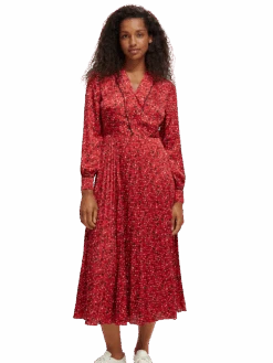 Scotch & Soda Long-Sleeved Pleated Midi Dress 25 Scotch & Soda Long-Sleeved Pleated Midi Dress -Scotch & Soda 169573 Space 20Floral 20Electric 20Red MDL CRP