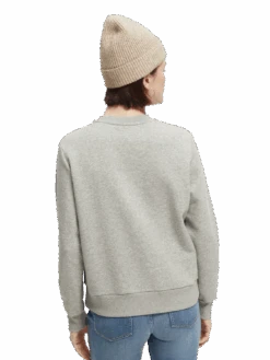 Scotch & Soda Regular-Fit Artwork Crewneck Sweatshirt 22 Scotch & Soda Regular-Fit Artwork Crewneck Sweatshirt -Scotch & Soda 169610 Light 20Heather 20Grey MDL BCK