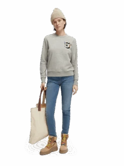 Scotch & Soda Regular-Fit Artwork Crewneck Sweatshirt 25 Scotch & Soda Regular-Fit Artwork Crewneck Sweatshirt -Scotch & Soda 169610 Light 20Heather 20Grey MDL FNT