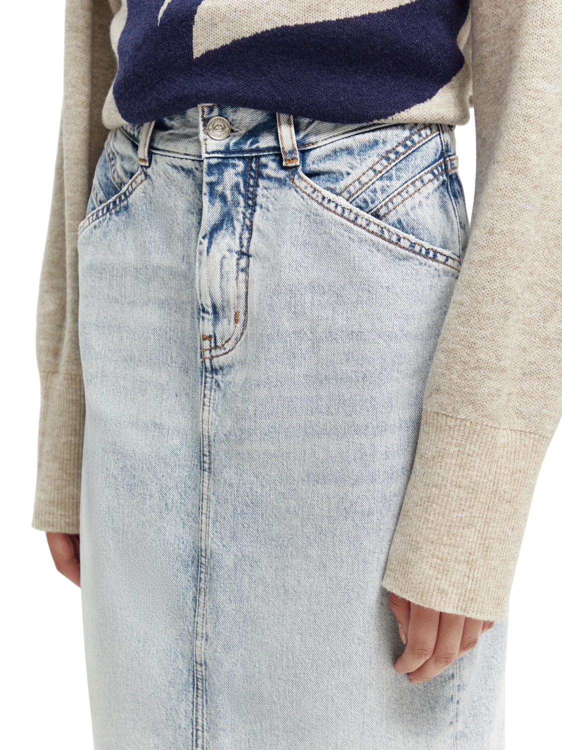 Scotch & Soda High-Rise Structured Denim Midi Pencil Skirt 6 Scotch & Soda High-Rise Structured Denim Midi Pencil Skirt - Image 4