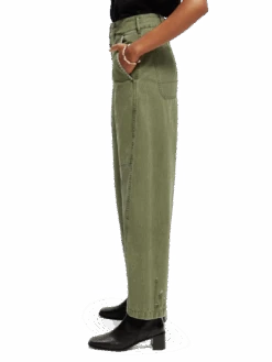 Scotch & Soda The Pip Boyfriend Fit Organic Cotton Chino 21 Scotch & Soda The Pip Boyfriend Fit Organic Cotton Chino -Scotch & Soda 169855 Military 20Green NHD SDE