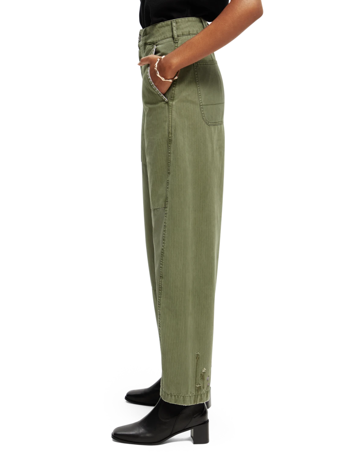 Scotch & Soda The Pip Boyfriend Fit Organic Cotton Chino 12 Scotch & Soda The Pip Boyfriend Fit Organic Cotton Chino - Image 10