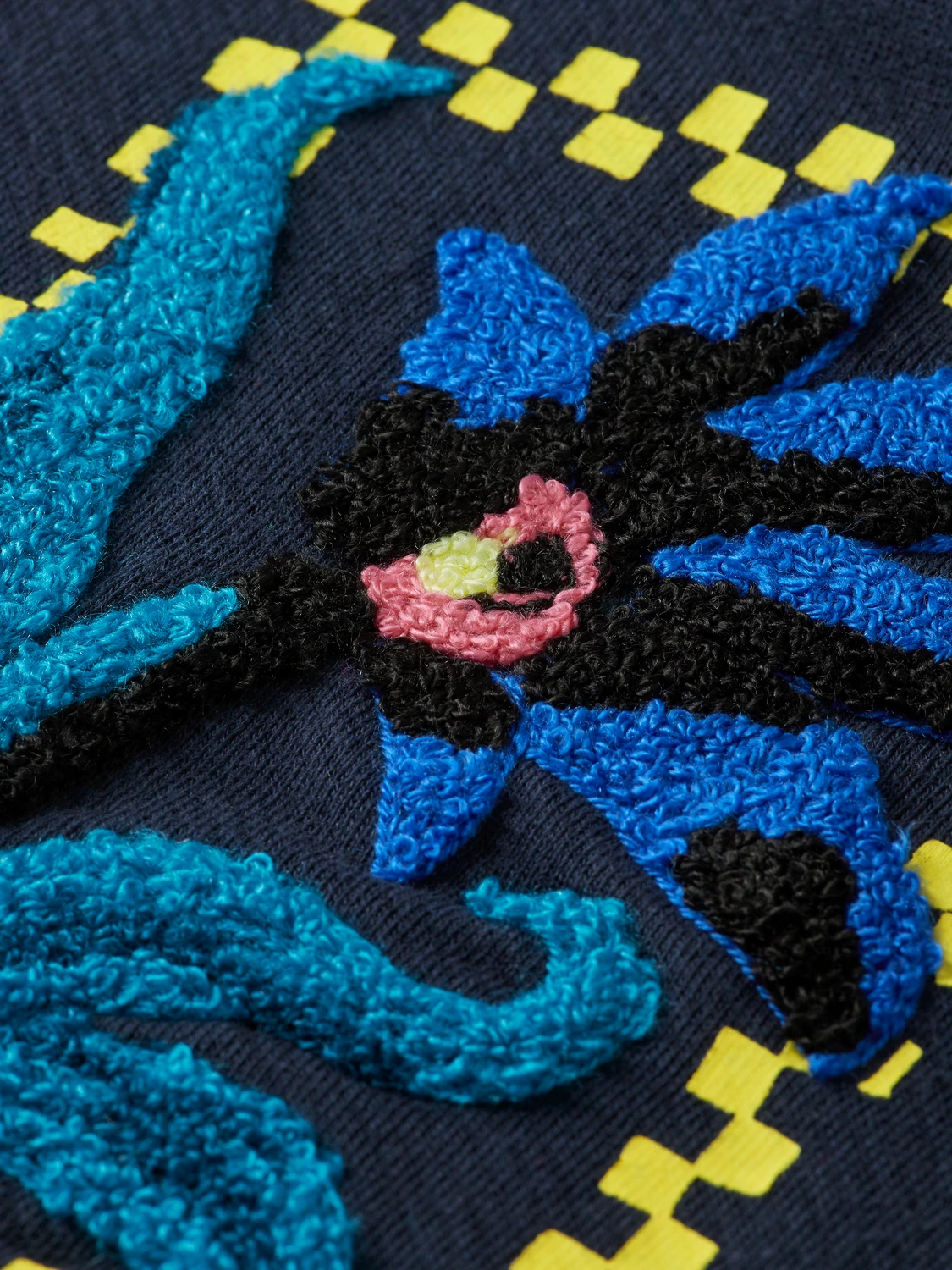 Scotch & Soda Loose Fit Organic Floral Artwork Sweatshirt 9 Scotch & Soda Loose Fit Organic Floral Artwork Sweatshirt - Image 7