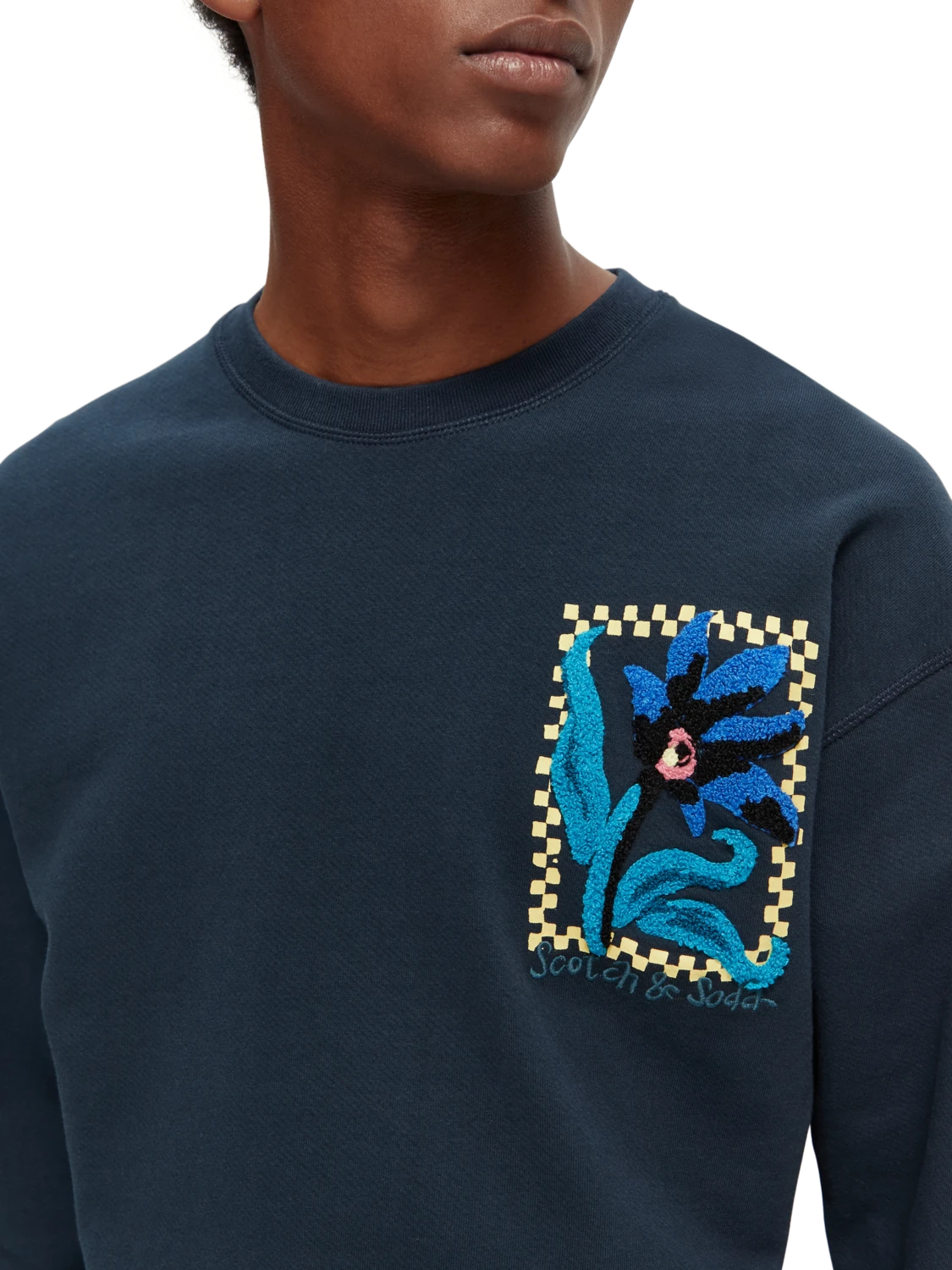 Scotch & Soda Loose Fit Organic Floral Artwork Sweatshirt 6 Scotch & Soda Loose Fit Organic Floral Artwork Sweatshirt - Image 4