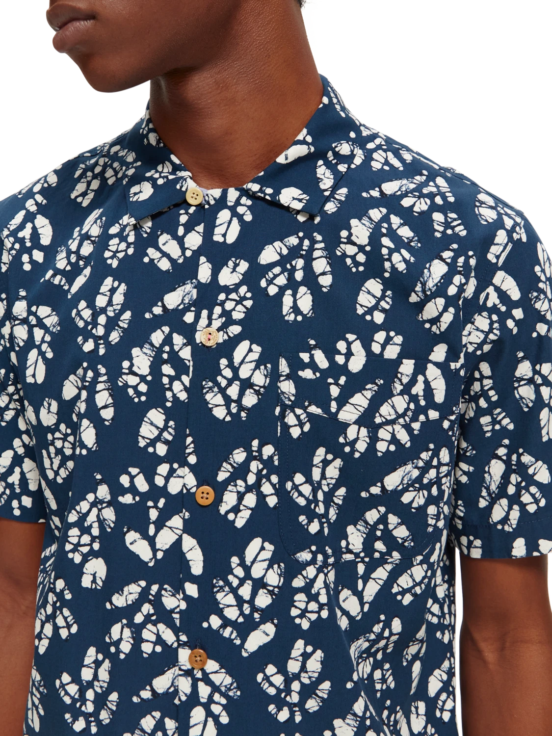 Scotch & Soda Printed Short-Sleeved Camp Shirt 6 Scotch & Soda Printed Short-Sleeved Camp Shirt - Image 4