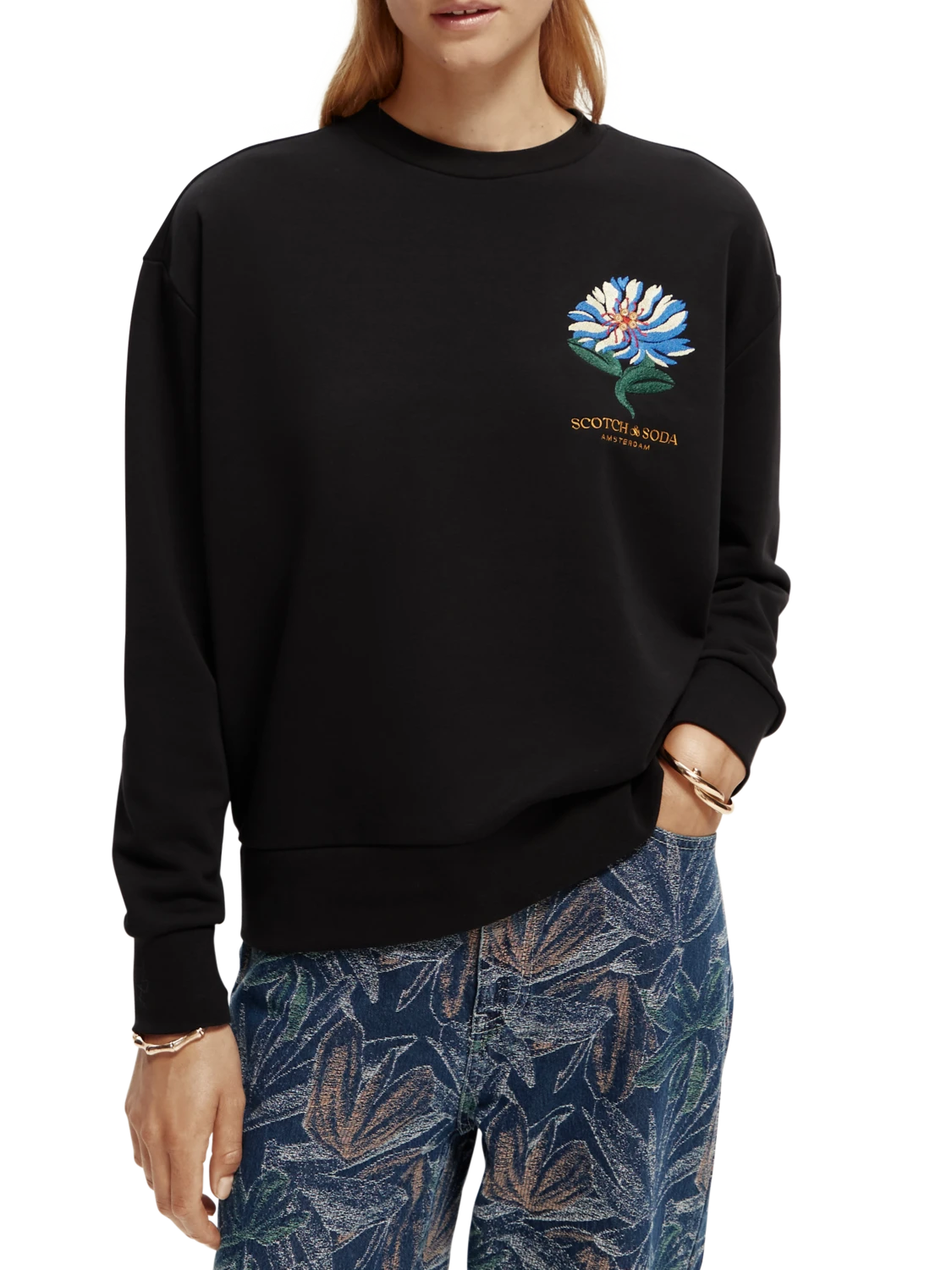 Scotch & Soda Loose Fit Embroidered Sweatshirt 3 Scotch & Soda Loose Fit Embroidered Sweatshirt