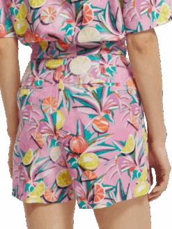 Scotch & Soda High-Rise Mid-Length Shorts 20 Scotch & Soda High-Rise Mid-Length Shorts -Scotch & Soda 172793 Citrus 20Squash 20Orchid NHD DTL2