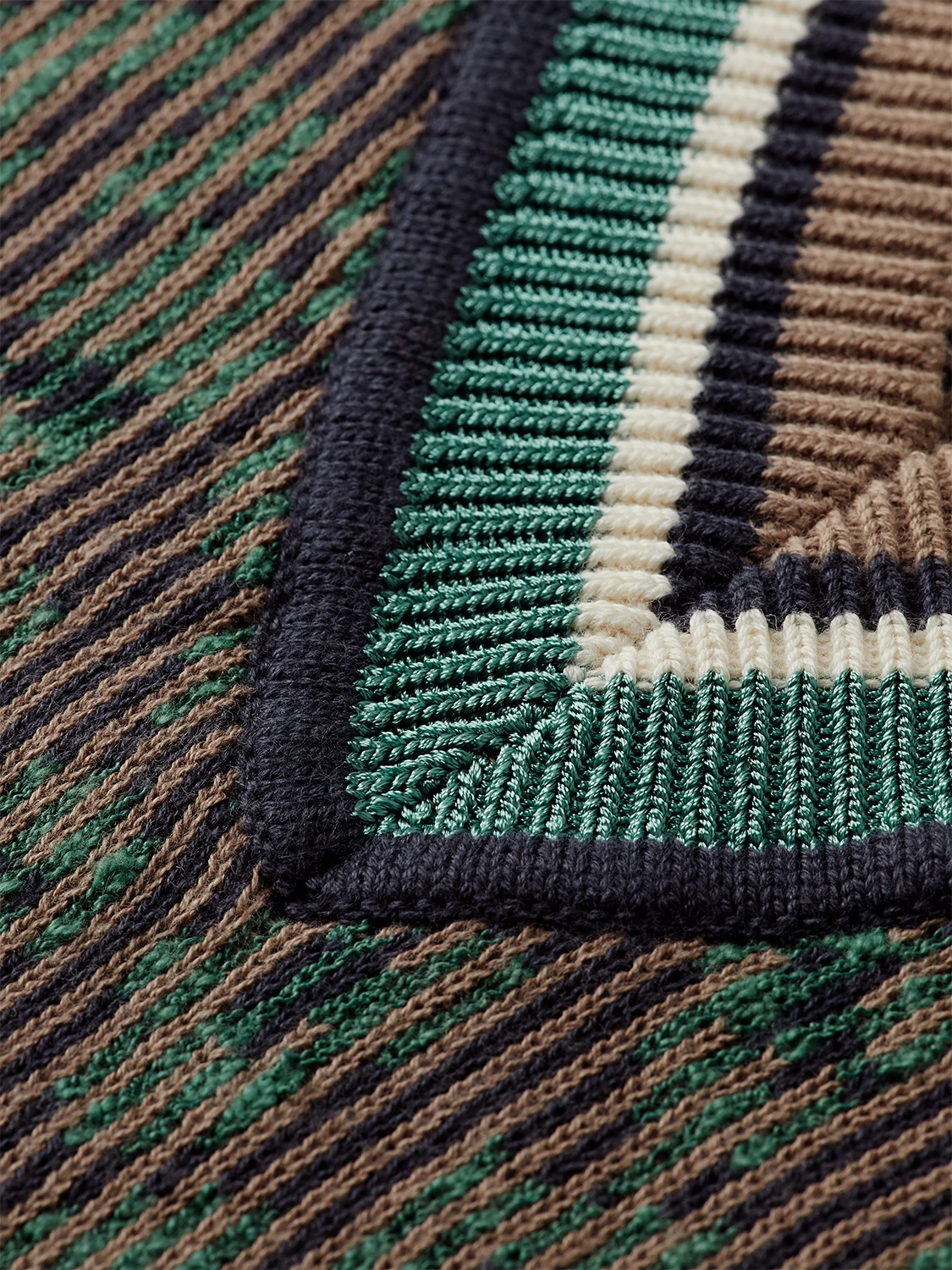 Scotch & Soda Animal Jacquard Knitted Spencer 5 Scotch & Soda Animal Jacquard Knitted Spencer - Image 3