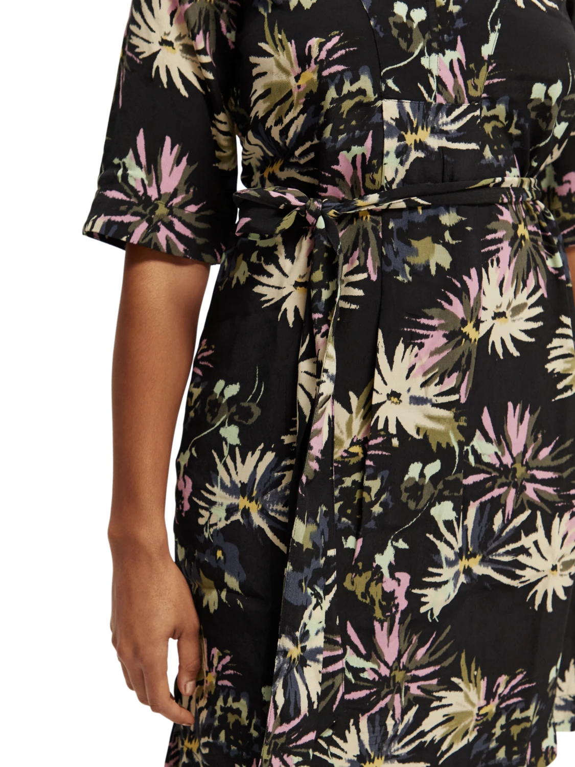 Scotch & Soda Printed V-Neck Midi Dress 6 Scotch & Soda Printed V-Neck Midi Dress - Image 4