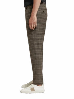 Scotch & Soda Irving Slim Tapered Chino Pant 12 Scotch & Soda Irving Slim Tapered Chino Pant -Scotch & Soda 174472 6747 FIT SDE b0a1be78 9863 4900 b9ec 25e214d777d2
