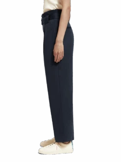 Scotch & Soda Daisy High Rise Straight Leg Paper Bag Pant 15 Scotch & Soda Daisy High Rise Straight Leg Paper Bag Pant -Scotch & Soda 175348 0002 FIT SDE 1 1f11ee5d 72eb 4f3c 905c 09bf1ccb737f