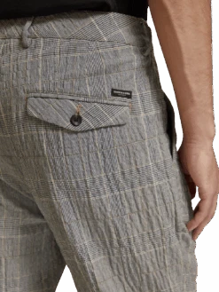 Scotch & Soda Blake Checked Cotton-Blend Seersucker Chino 10 Scotch & Soda Blake Checked Cotton-Blend Seersucker Chino -Scotch & Soda 175430 7136 FIT DTL1 fcb2d95f ac1d 4d43 b992 1b5b2f73e0dd