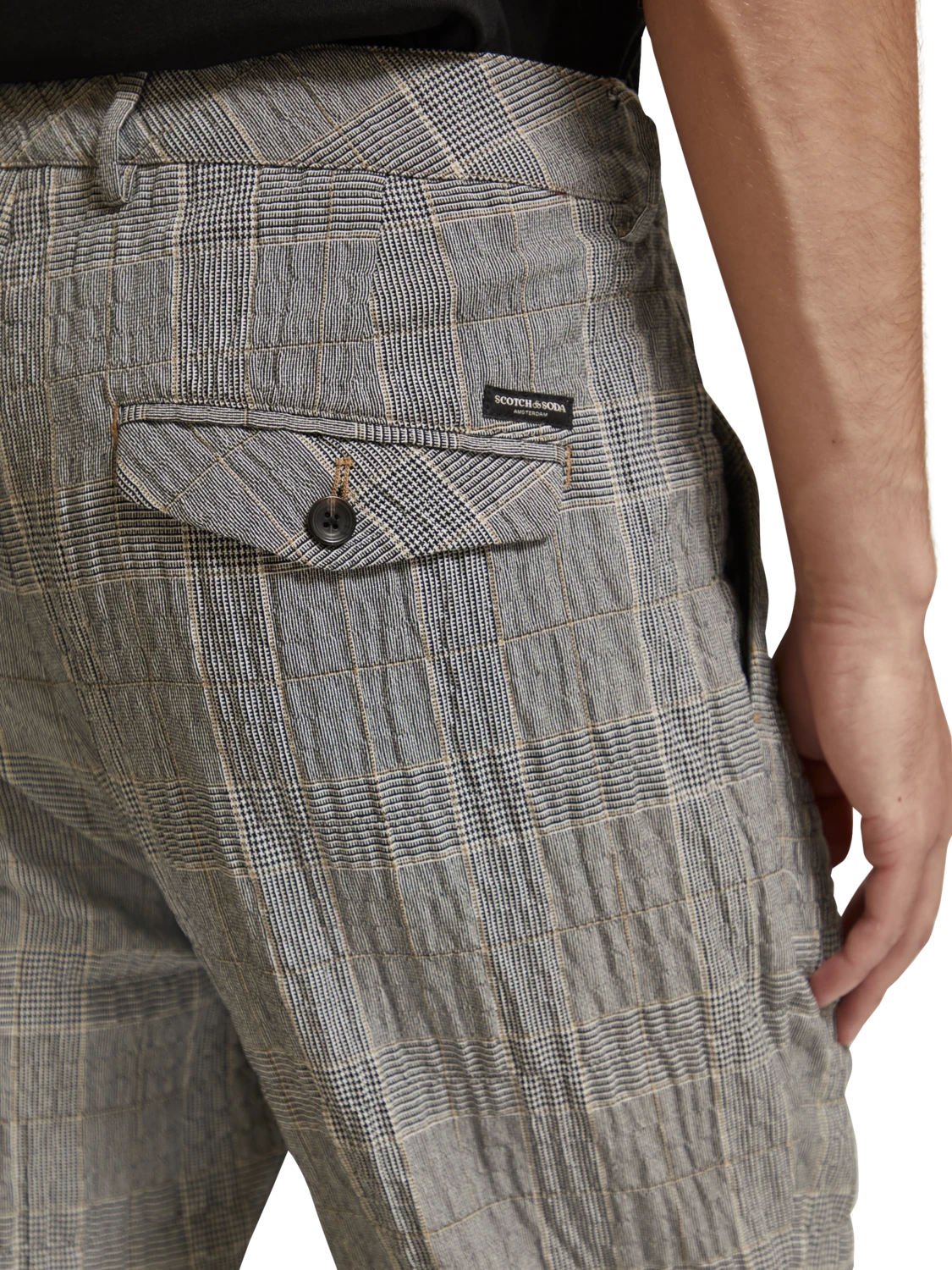 Scotch & Soda Blake Checked Cotton-Blend Seersucker Chino 6 Scotch & Soda Blake Checked Cotton-Blend Seersucker Chino - Image 4