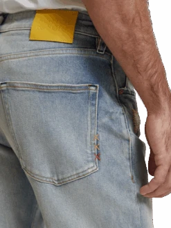 Scotch & Soda Zee Straight Fit Jeans | Surf And Turf 12 Scotch & Soda Zee Straight Fit Jeans | Surf And Turf -Scotch & Soda 175780 7058 FIT DTL2 427708ec 989a 4bda 87a0 f0895c81216d