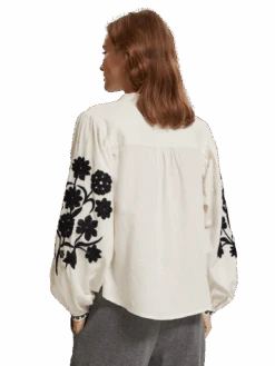 Scotch & Soda Floral Embroidered Sleeve Top 12 Scotch & Soda Floral Embroidered Sleeve Top -Scotch & Soda 176332 6643 MDL BCK 695ba324 2851 4267 9ad6 0d7dd9b26b0d