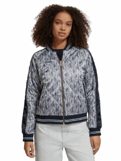 Scotch & Soda Making Waves Reversible Bomber Detail -Scotch & Soda 176428 0002 MDL DTL2 cee7cfb1 022e 42d4 b64b 20fbee8b8ac7