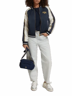 Scotch & Soda Making Waves Reversible Bomber Detail -Scotch & Soda 176428 0002 NHD FNT 864bdf06 d9d8 4b0f b18e 71a1fabaa1d0