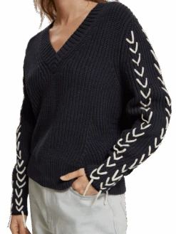 Scotch & Soda Lace Up Sleeve V-Neck Pullover 13 Scotch & Soda Lace Up Sleeve V-Neck Pullover -Scotch & Soda 176633 0002 MDL DTL1 434e0376 1760 4ccc 82c7 f6a0cc284405