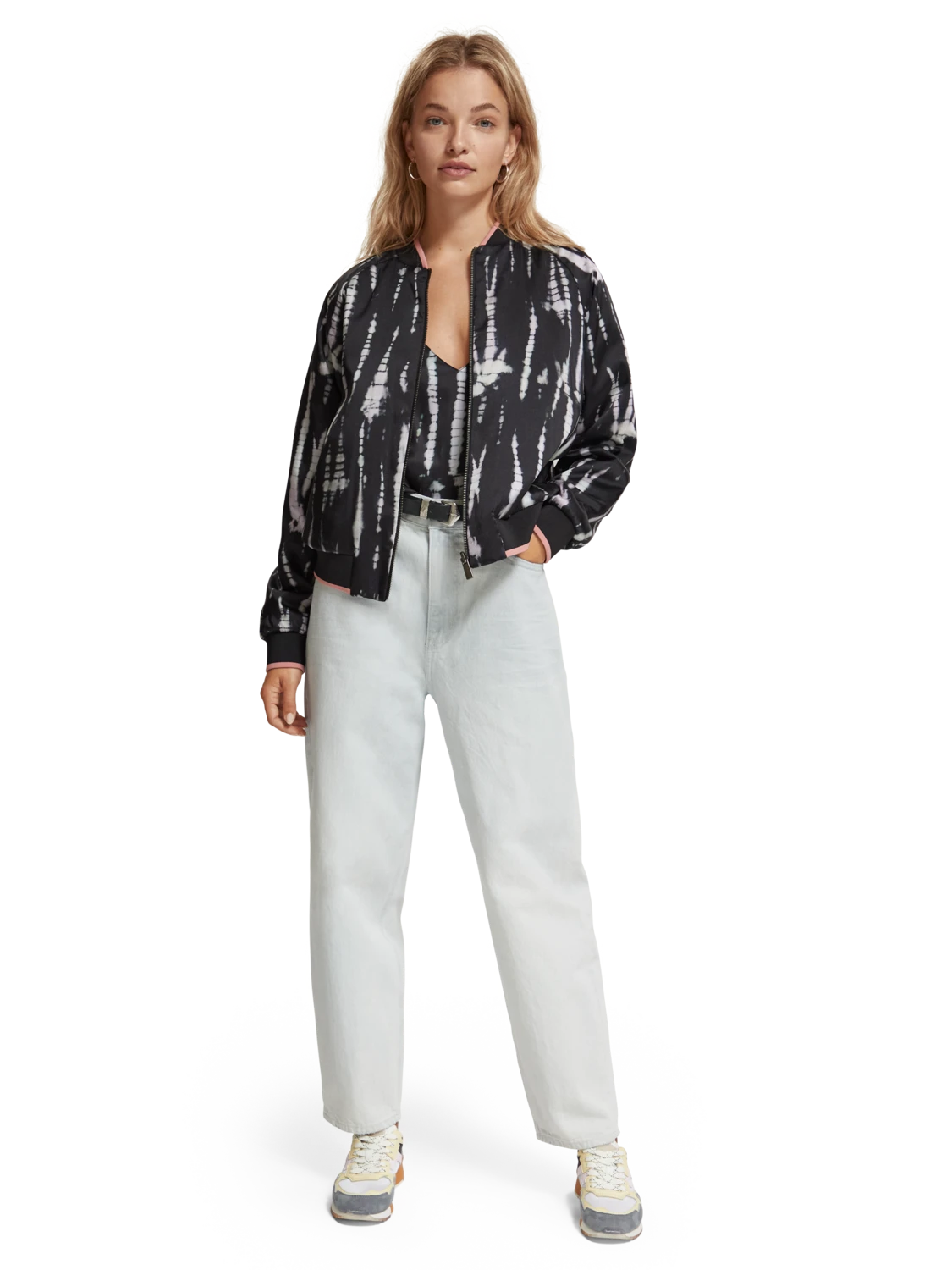 Scotch & Soda Tide High Rise Balloon Fit Jeans | Royal Blue 4 Scotch & Soda Tide High Rise Balloon Fit Jeans | Royal Blue - Image 2