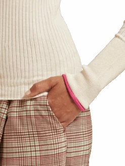 Scotch & Soda Ribbed V-Neck Pullover 15 Scotch & Soda Ribbed V-Neck Pullover -Scotch & Soda 176855 0171 MDL DTL1 4e3525b1 7800 4f92 8955 0b3cbdad0fb4