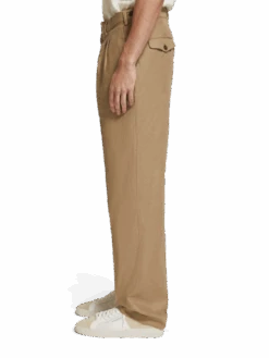 Scotch & Soda Pleated Linen Blend Chino -Scotch & Soda 176981 6896 FIT SDE 54a9dd19 a66d 4b44 9d93 1f8aeddc515a