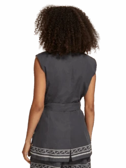 Scotch & Soda Belted Gilet With Palm Embroidery -Scotch & Soda 177396 0005 MDL BCK ea7e0f80 9e65 4755 b83a 468e7ce5afaa