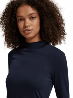 Scotch & Soda Long Sleeved Mock Neck T-Shirt 12 Scotch & Soda Long Sleeved Mock Neck T-Shirt -Scotch & Soda 177447 0002 MDL DTL1